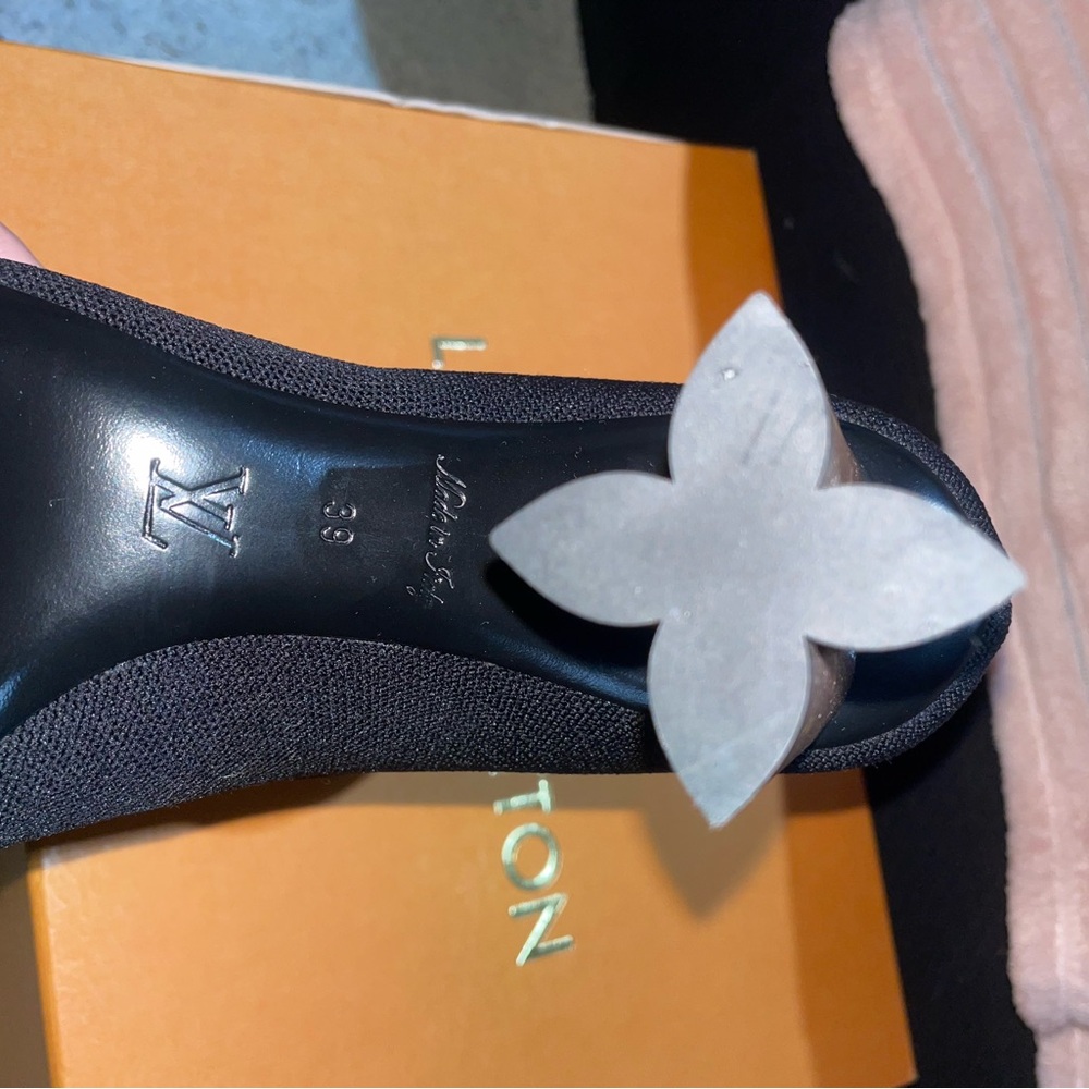 Louis Vuitton Silhouette Ankle Boots - Picture 5 of 7